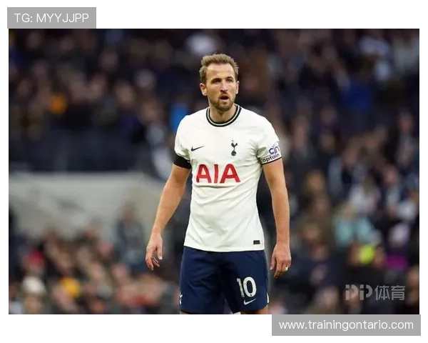 哈里·凯恩与本泽马：组织型中锋谁更全面